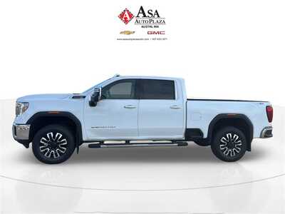 2023 GMC 3500 Crew Cab, $51950. Photo 4