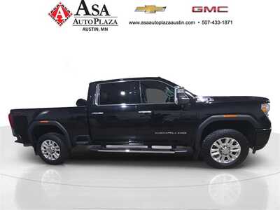2022 GMC 3500 Crew Cab, $57950. Photo 8