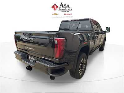 2025 GMC 3500 Crew Cab, $92203. Photo 5