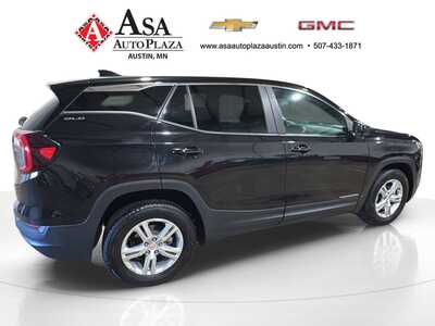 2024 GMC Terrain, $24150. Photo 9