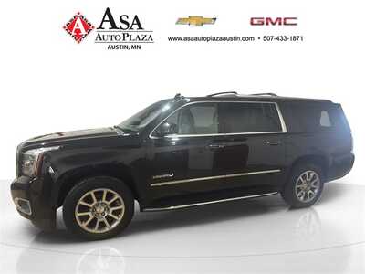 2020 GMC Yukon XL, $31650. Photo 3