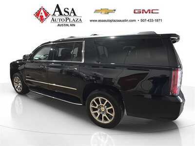 2020 GMC Yukon XL, $31650. Photo 5
