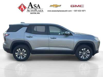 2026 Chevrolet Equinox, $32845. Photo 10