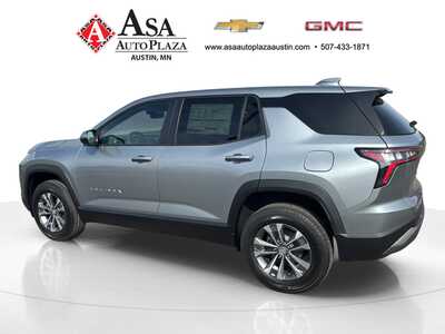 2026 Chevrolet Equinox, $32845. Photo 5