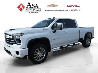 2026 Chevrolet 2500 Crew Cab, $69370. Photo 3
