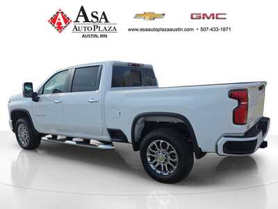2026 Chevrolet 2500 Crew Cab, $69370. Photo 5
