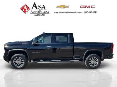 2026 Chevrolet 2500 Crew Cab, $73365. Photo 4