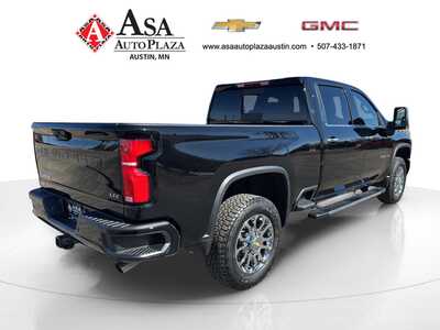 2026 Chevrolet 2500 Crew Cab, $73365. Photo 8