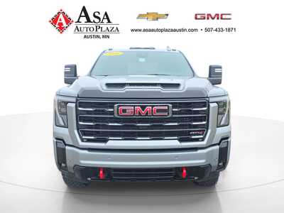 2026 GMC 2500 Crew Cab, $0. Photo 3