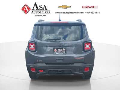 2022 Jeep Renegade, $19750. Photo 9