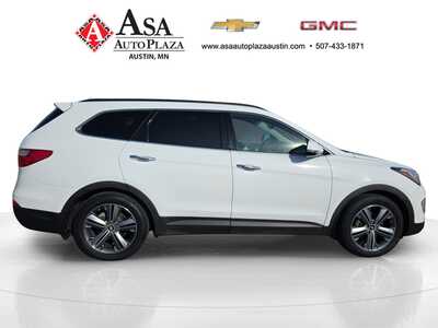 2015 Hyundai Santa Fe, $13250. Photo 10