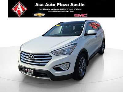 2015 Hyundai Santa Fe, $13250. Photo 1