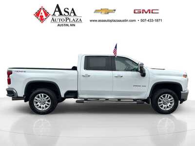 2021 Chevrolet 2500 Crew Cab, $36850. Photo 6