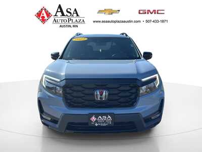 2023 Honda Passport, $34850. Photo 3
