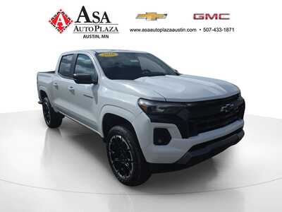 2026 Chevrolet Colorado Crew Cab, $49915. Photo 4
