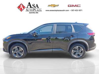 2024 Nissan Rogue, $22950. Photo 4
