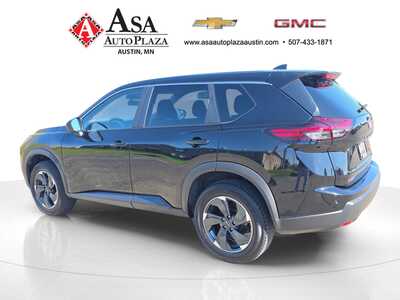 2024 Nissan Rogue, $22950. Photo 5