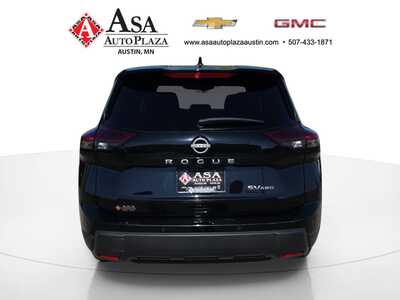 2024 Nissan Rogue, $22950. Photo 7