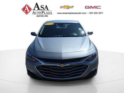 2023 Chevrolet Malibu, $19750. Photo 4
