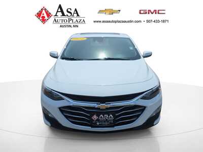 2024 Chevrolet Malibu, $20950. Photo 3