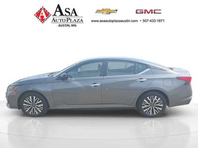 2025 Nissan Altima, $21950. Photo 12