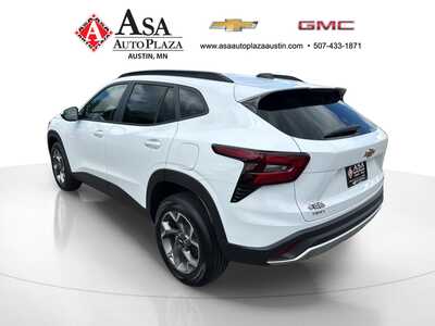2026 Chevrolet Trax, $26385. Photo 10