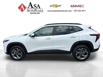 2026 Chevrolet Trax, $26385. Photo 12