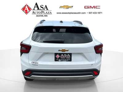 2026 Chevrolet Trax, $26385. Photo 9