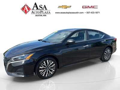 2025 Nissan Altima, $22950. Photo 3