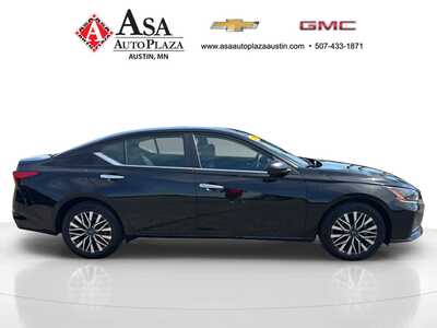 2025 Nissan Altima, $22950. Photo 7