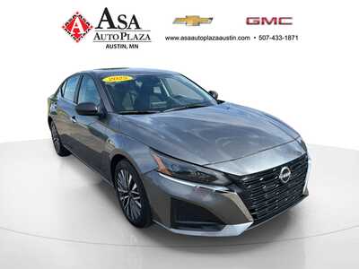 2025 Nissan Altima, $22950. Photo 5