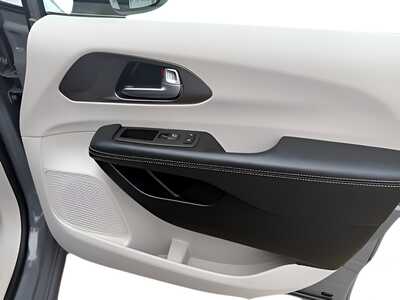 2023 Chrysler Pacifica, $0. Photo 9