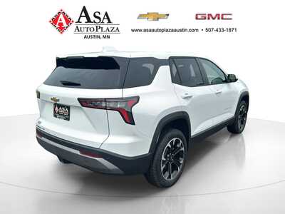 2027 Chevrolet Equinox, $35645. Photo 9