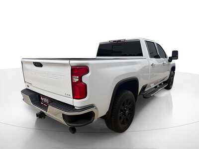 2024 Chevrolet 2500 Crew Cab, $0. Photo 4