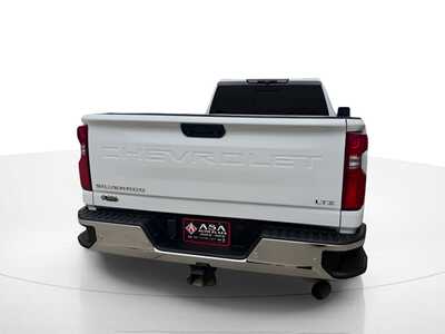 2024 Chevrolet 2500 Crew Cab, $0. Photo 5
