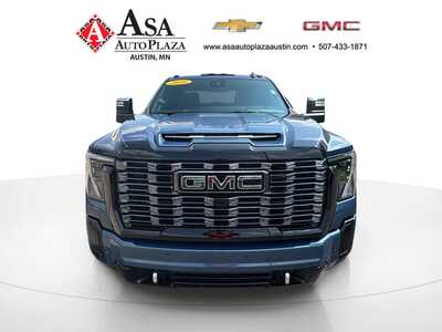 2026 GMC 3500 Crew Cab, $101565. Photo 3