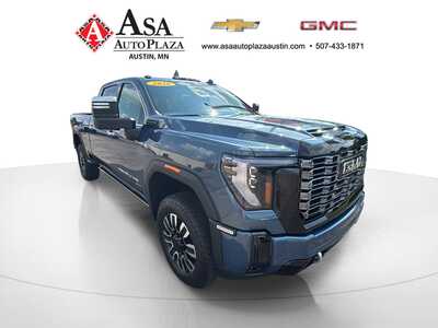 2026 GMC 3500 Crew Cab, $101565. Photo 4