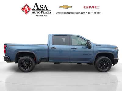 2026 Chevrolet 2500 Crew Cab, $69685. Photo 10