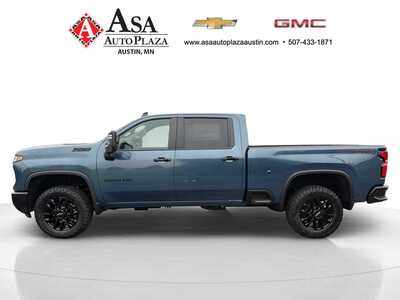 2026 Chevrolet 2500 Crew Cab, $69685. Photo 4
