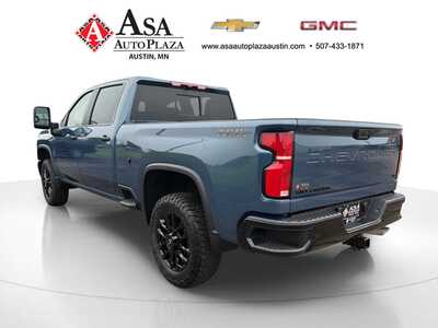2026 Chevrolet 2500 Crew Cab, $69685. Photo 6