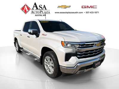 2023 Chevrolet 1500 Crew Cab, $43950. Photo 4
