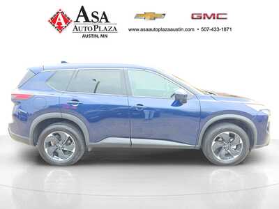 2025 Nissan Rogue, $24950. Photo 6