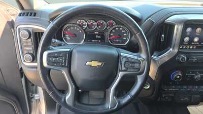 2020 Chevrolet 1500 Crew Cab, $22650. Photo 12