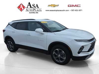 2026 Chevrolet Blazer, $40220. Photo 5
