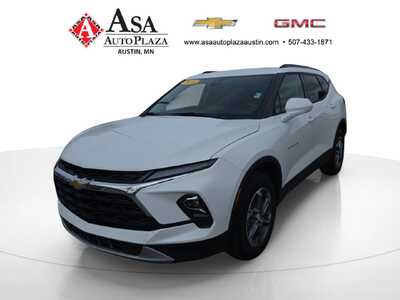 2026 Chevrolet Blazer, $40220. Photo 1