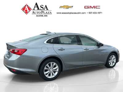 2024 Chevrolet Malibu, $18950. Photo 7