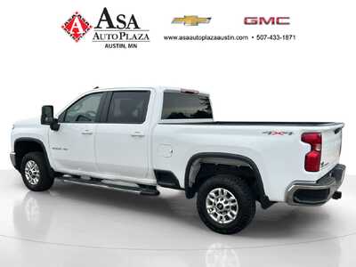 2025 Chevrolet 2500 Crew Cab, $52950. Photo 11