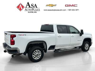 2025 Chevrolet 2500 Crew Cab, $52950. Photo 7