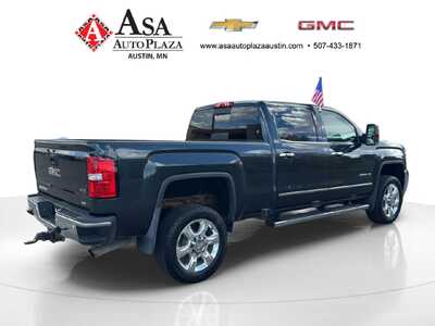 2018 GMC 2500 Crew Cab, $32650. Photo 9