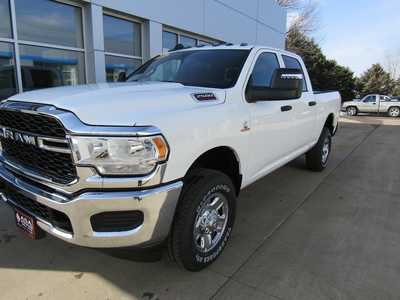 2024 RAM 2500 Crew Cab, $62900. Photo 2